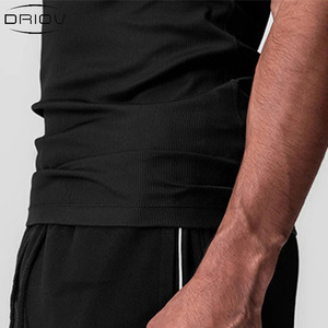 Áo ba lỗ tập gym nam chất liệu polyester dệt kim, kiểu dáng ôm sát cơ bắp, thiết kế OEM. - Product Image 5