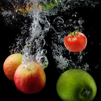 Automatische groentewasinstallatie met vortextechnologie, industriële oplossing voor het reinigen van fruit en groenten, te koop.