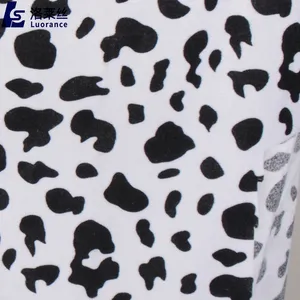 Tela con estampado de vaca, tejido de terciopelo y poliéster, barato, disponible - Product Image 1