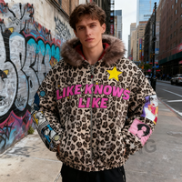 Veste en molleton matelassée à capuche en fourrure avec patchwork en cuir brodé imprimé léopard guépard coupe ample d'hiver personnalisée pour hommes