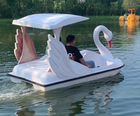 Bateau à pédales en forme de cygne pour 2 ou 4 personnes, nouveau design, parc aquatique, pédalo pas cher, pédale en fibre de verre, vélo à pédales en forme de cygne à vendre