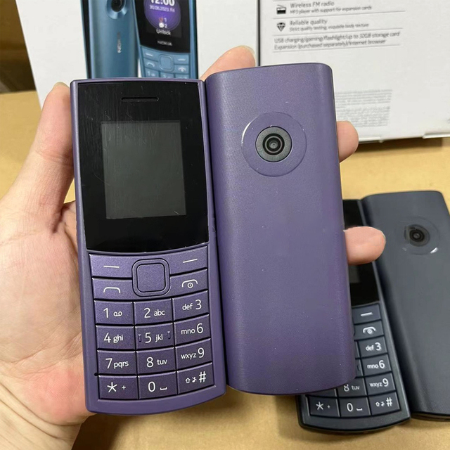 Cheap Feature Phone 110 4G 2023 2SIM 1.8 Inch Bar Keypad Cellphone Wholesale Original 105 6300 8210