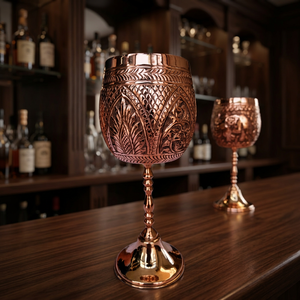 Copa de vino de vidrio y cobre dorado hecha a mano con diseño vintage de hojas para regalo de boda para adultos - Product Image 6