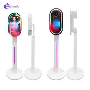WIVIFOTO Espejo Mágico con Pantalla Táctil de 13.3 Pulgadas, Cabina de Fotos con Cámara Integrada, Wi-Fi, Estructura Metálica Resistente para Estudios de Fotografía y Bodas - Product Image 4