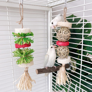 Giocattoli da masticare ecologici in stile classico per animali domestici realizzati con palline di luffa corde di buccia di mais per conigli criceti porcellini d'India pappagalli - Product Image 4
