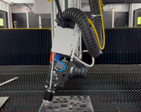 Machine de découpe laser à fibre industrielle CNC haute puissance sur rail au sol avec fonction de découpe en biseau