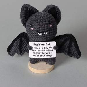 カスタマイズされた色手作りかわいいバットビー人形感情的なインスピレーションを与えたポジティブカード男性用ハロウィーンギフト女性 - Product Image 5