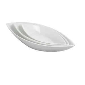 白瓷餐具船形陶瓷碗大小不同