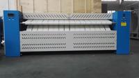 Machine à repasser les draps commerciale LAIJIE électrique triphasée 2000 mm avec correction automatique par courroie, rouleau de 800 mm de diamètre, autoportante