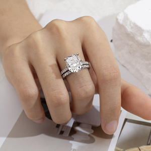 Bague en diamant de laboratoire Messi Jewelry MSR-1698 en platine, sertie griffe, forme coussin, bijoux de mode - Product Image 5