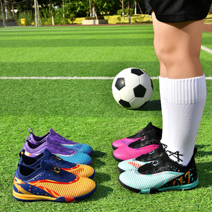 Chaussures de football unisexes pour <span class=keywords><strong>enfants</strong></span> et hommes, tige en PVC, semelle extérieure en caoutchouc, chaussures de football d'entraînement d'hiver, à enfiler, durables, de haute qualité - Product Image 5