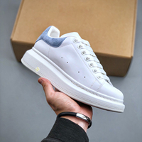 Chaussures de loisirs blanches haut de gamme pour le commerce extérieur, tige en cuir de vachette, semelle extérieure en caoutchouc naturel, fermeture à lacets, semelle intermédiaire épaisse en PU surélevée