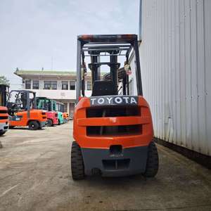 Chariot élévateur Toyota 30 d'occasion, mini, bon état, chariot élévateur Toyota 3 tonnes avec mât à 3 sections - Product Image 6