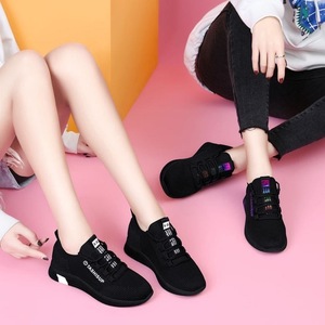 Baskets légères à prix réduit Vente en gros Chaussures décontractées d'été en maille respirante pour femmes - Product Image 2