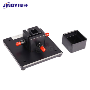 El soporte para cuvetas se utiliza con un espectrómetro para medir la absorción, la fluorescencia, la dispersión y otros <span class=keywords><strong>fenómenos</strong></span> ópticos. - Product Image 1