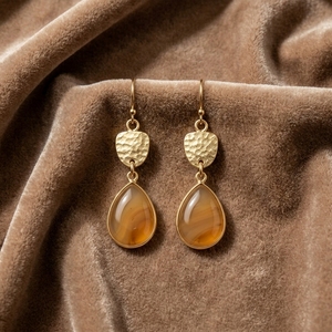 Pendientes de Oro Martillado Personalizados al por Mayor con Citrino Sintético en Forma de Lágrima, Joyería Hipoalergénica, Regalo para Mujer - Product Image 3