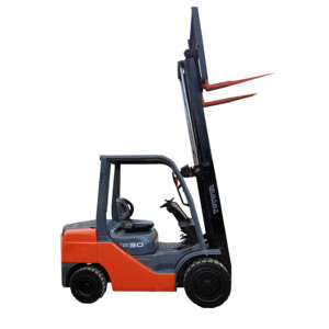Chariot élévateur d'occasion Toyota 3T Diesel pour travaux de terrassement, utilisé dans les conteneurs, chariot élévateur hydraulique électrique, engin de construction - Product Image 1
