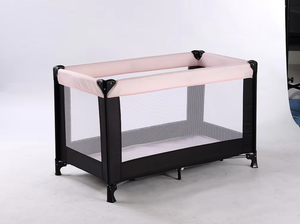 Lit de voyage portable pour bébé nouveau-né avec barre à jouets et matelas, structure en métal pour hôtel et chambre à coucher - Product Image 2