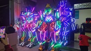 Prezzo basso prezzo a buon mercato abiti Robot alti 2.7 M di buona qualità realistico dimensione umana LED spettacolo notturno Robot Costume - Product Image 4