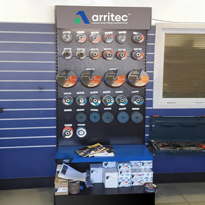 Estante de exhibición de herramientas de metal para taller, soporte para discos de corte y herramientas de afilado, exhibidor de herramientas con panel perforado. - Product Image 1
