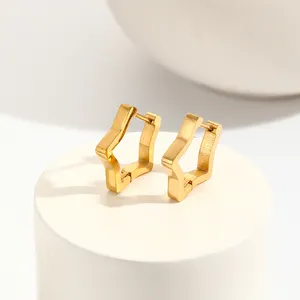 Pendientes de estrella con revestimiento de oro PVD Unisex para hombre y mujer, estilo Huggie Punk de acero inoxidable para fiestas, regalos y aniversarios