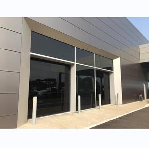 <span class=keywords><strong>Porte</strong></span> <span class=keywords><strong>de</strong></span> <span class=keywords><strong>garage</strong></span> sectionnelle en <span class=keywords><strong>aluminium</strong></span> moderne 16x8, <span class=keywords><strong>prix</strong></span> d'usine, surface finie, imperméable, style coulissant - Product Image 3