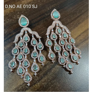 ต่างหูทรงหยดน้ำสีโรสโกลด์สุดหรู ประดับด้วยเพชรซิคอนระยิบระยับ เหมาะสำหรับงานแต่งงาน แฟชั่นสำหรับผู้หญิง จาก Maharashtra RCHIE CREATION - Product Image 1