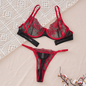 Ensemble de soutien-gorge élégant en dentelle avec effet push-up, rouge et noir, lingerie féminine - Product Image 4