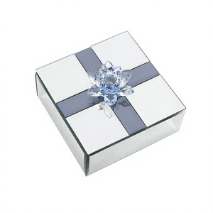Boîte à bijoux en verre carrée en forme de fleur, faite à la main, luxueuse, pour ranger les souvenirs, avec logo personnalisé, cadeau pour femmes et filles - Product Image 4