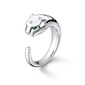 Anillo <span class=keywords><strong>de</strong></span> pantera ajustable con brazalete <span class=keywords><strong>de</strong></span> diamante <span class=keywords><strong>de</strong></span> plata 925 <span class=keywords><strong>para</strong></span> <span class=keywords><strong>mujer</strong></span>, joyería <span class=keywords><strong>de</strong></span> animal Esmeralda delicada <span class=keywords><strong>de</strong></span> - Product Image 3