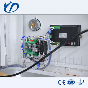 Machine de soufflage semi-automatique YUDA pour la fabrication de bouteilles en plastique (eau, PET, papier, parfum) – Offre spéciale - Product Image 6