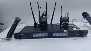 Micrófono inalámbrico profesional UHF X7 True Diversity, de mano, de solapa, para presentaciones en escenario. - Product Image 5