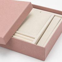 Boîte cadeau rigide pour bijoux sur mesure, emballage en carton de luxe avec insert pour collier, bague, bracelet et montre