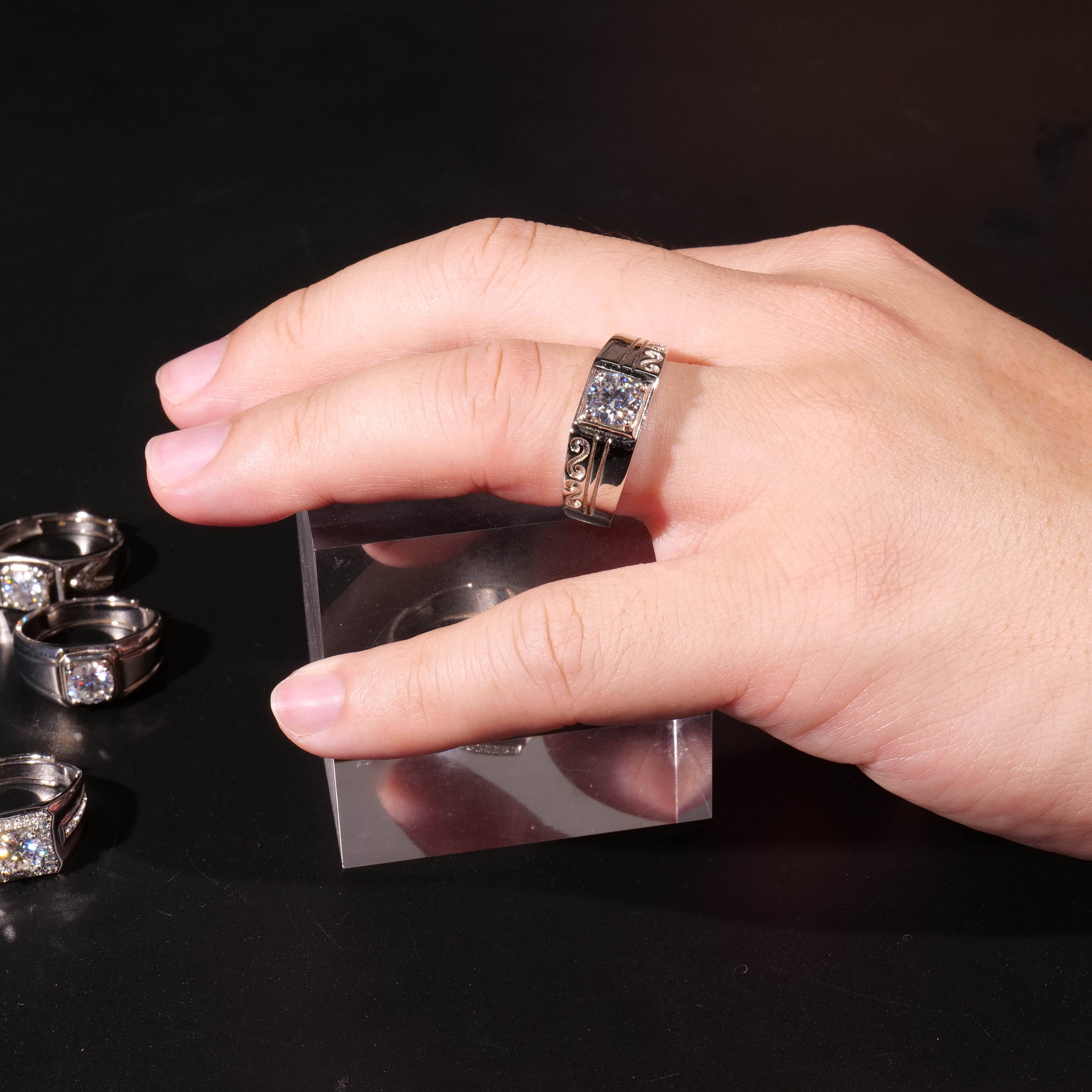 Dragon beard texture men apos;s ring