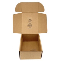 Boîte d'expédition en carton ondulé personnalisée et écologique avec laminage mat et doublure en mousse pour l'emballage de vêtements, cadeaux et e-commerce (vente en gros)