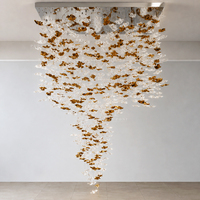 Lustre en verre pour escalier, gouttes de verre transparentes et dorées, luminaire suspendu LED à intensité variable pour plafond haut