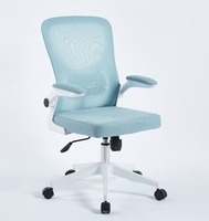 Chaise d'accoudoir de salle de réunion de conférence de conception nordique chaise de bureau ergonomique pivotante en maille à dossier moyen