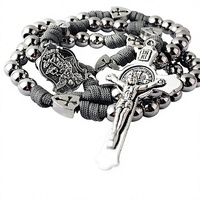 Collier chapelet robuste en paracorde avec perles en acier inoxydable, motif Saint-Michel et Saint-Benoît, pour homme