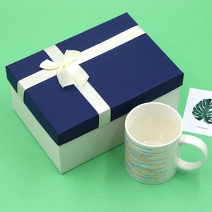 Copa el Sr. Y la Sra. Pareja taza de paquete de papel de caja de regalo con impreso personalizado - Product Image 4