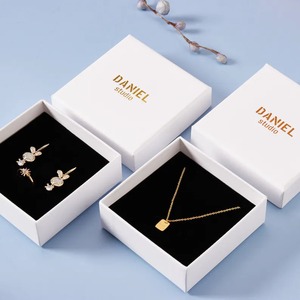 mini small pink black luxury custom necklace ring sliding velvet gift jewelry packaging paper box with gold logo