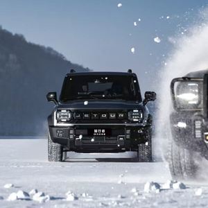 นักเดินทางเจ็ตเรา2024แต่งรถ2.0T 254hp 8AMT ปีกมังกรเงิน4WD