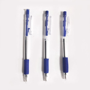 Stylo bille rétractable bleu 0,7 mm à écriture fluide, avec grip en caoutchouc et corps transparent, personnalisable avec logo pour entreprises, écoles et bureaux - Product Image 1