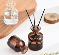 Vente en gros Bouteille de recharge pour diffuseur en verre à roseau vide noir de haute qualité avec bâtonnets Bouteilles de parfum d'air frais pour la maison