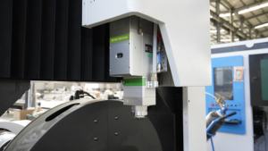 <span class=keywords><strong>LASERMAX</strong></span> Machine de découpe de tuyaux Gi biseautée Matériau à queue courte Diamètre de 15mm à 230mm Machine de tournage de tuyaux CNC - Product Image 3