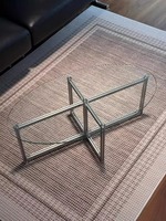 Table basse Bauhaus nordique rétro avec plateau en verre trempé, structure en aluminium, design moderne minimaliste pour salon, salle à manger, petite taille