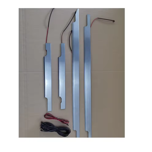 Plaques <span class=keywords><strong>de</strong></span> <span class=keywords><strong>seuil</strong></span> <span class=keywords><strong>de</strong></span> <span class=keywords><strong>porte</strong></span> éclairées par LED chromées W463 BRA-BUS pour Mercedes-Benz Classe G W463 - Product Image 1