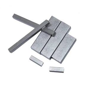 Suministro de fábrica 45 # Acero al carbono <span class=keywords><strong>DIN</strong></span> <span class=keywords><strong>6885</strong></span> Tipo B Llave plana paralela S45C Pasadores de llave plana cuadrada - Product Image 3