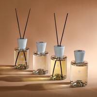 Diffuseur d'arômes en verre écologique au design unique en forme de montagne enneigée, parfums frais, emballage personnalisé avec logo, diffuseur à bâtonnets