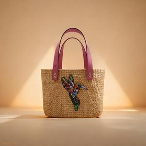 Bolso Tote Hecho a Mano de Jacinto de Agua con Colibrí de Cuentas, Bolso de Verano de Paja Tejida, Bolso Boho Ecológico para Mujer - Product Image 4