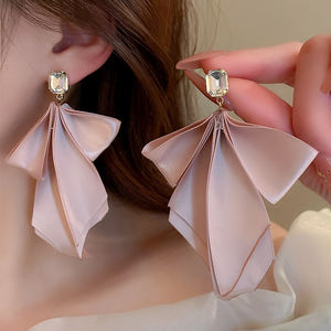 Orecchini con fiocco grande con nastro lungo ad ago in argento orecchini con temperamento delicato principessa in fuga orecchini adorabili dolci - Product Image 1